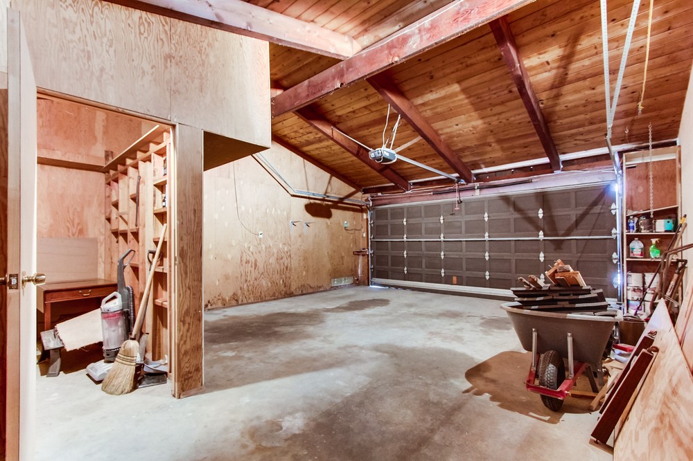 Virtual tour photo 31 of 50 for 721 Golden Park Avenue