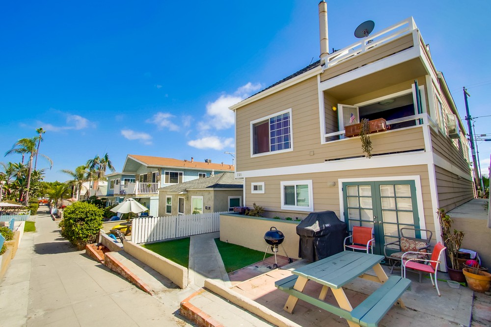 Virtual tour photo 4 of 58 for 721 Isthmus Ct