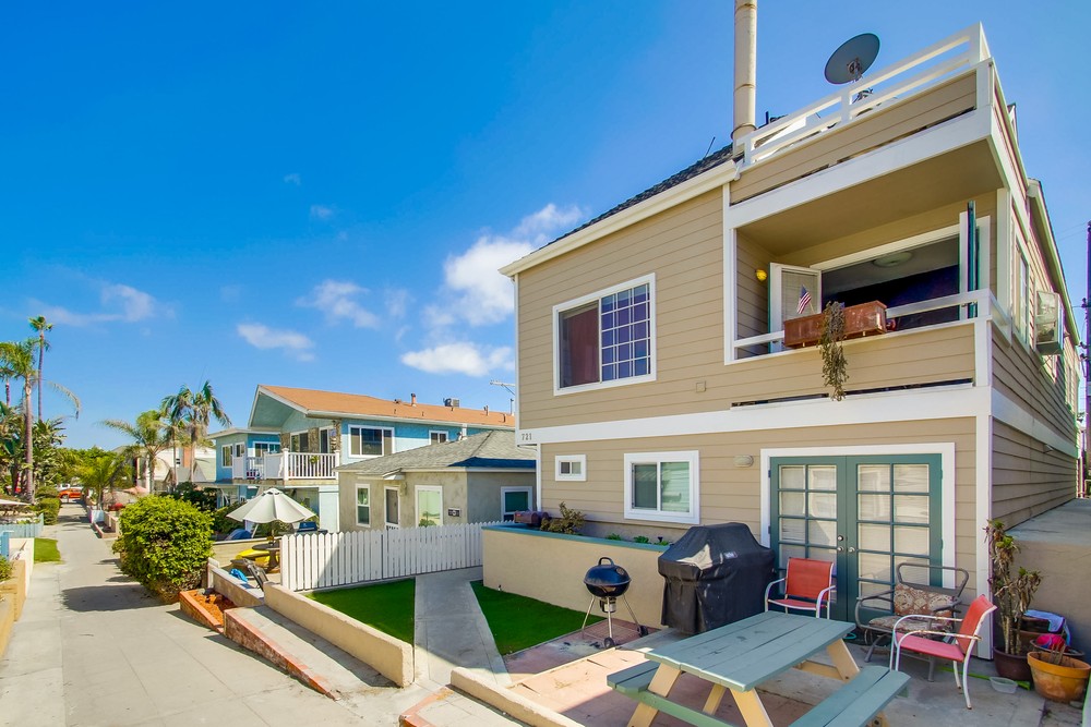 Virtual tour photo 5 of 58 for 721 Isthmus Ct