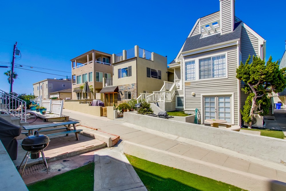 Virtual tour photo 9 of 58 for 721 Isthmus Ct