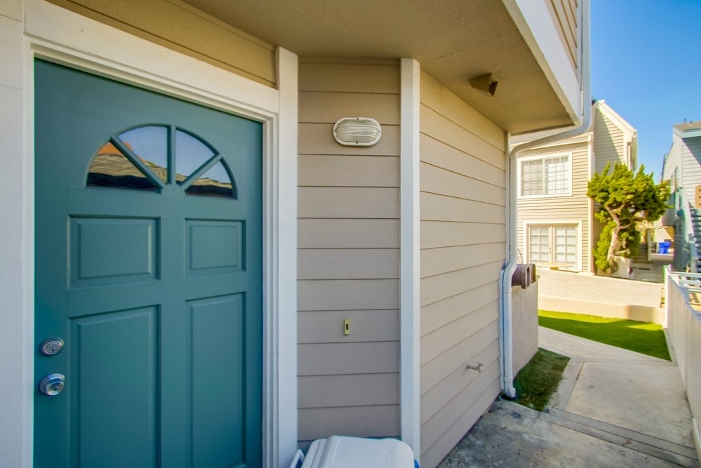 Virtual tour photo 11 of 58 for 721 Isthmus Ct