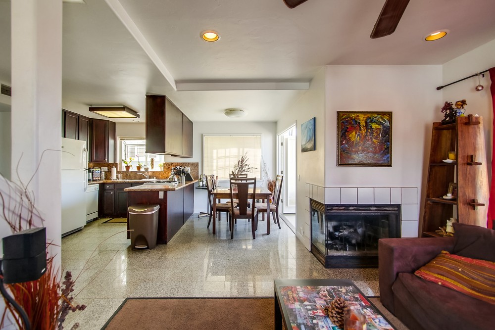 Virtual tour photo 16 of 58 for 721 Isthmus Ct