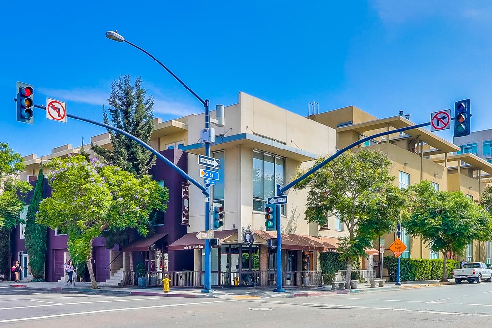 Virtual tour photo 3 of 46 for 721 Ninth Ave