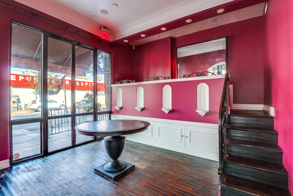 Virtual tour photo 19 of 46 for 721 Ninth Ave