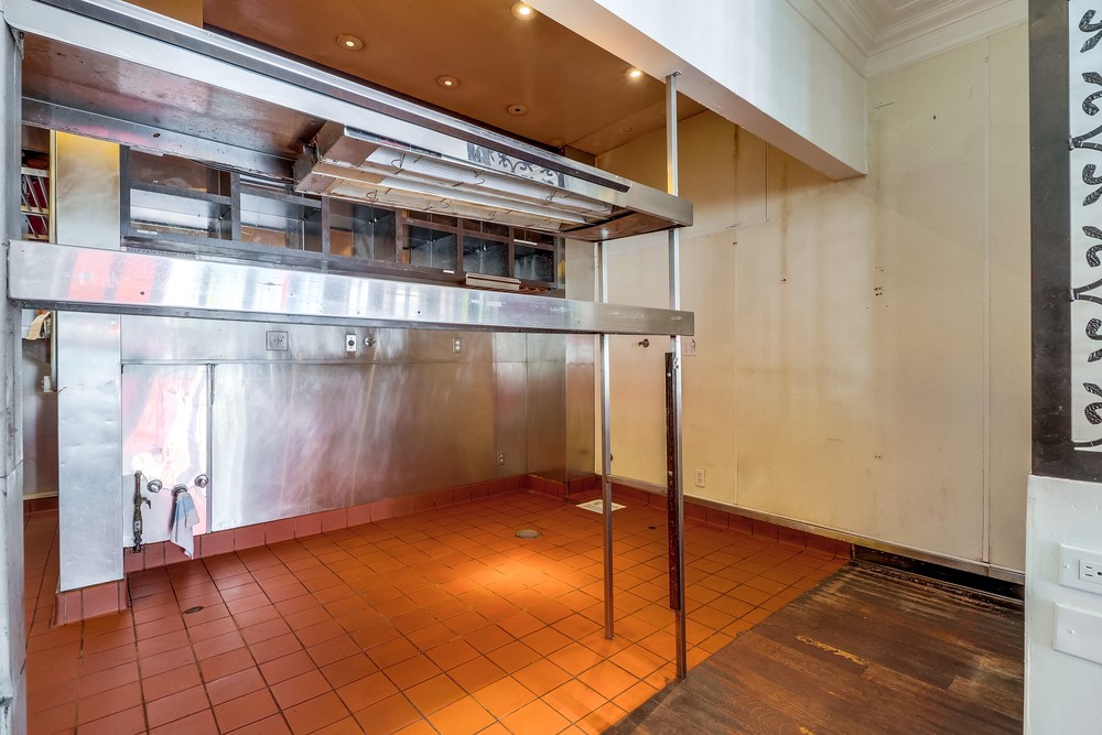 Virtual tour photo 25 of 46 for 721 Ninth Ave