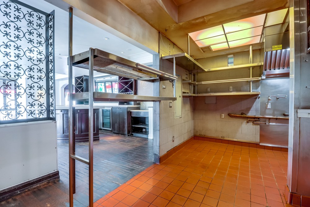 Virtual tour photo 27 of 46 for 721 Ninth Ave