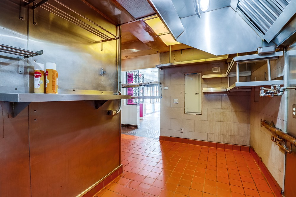 Virtual tour photo 30 of 46 for 721 Ninth Ave