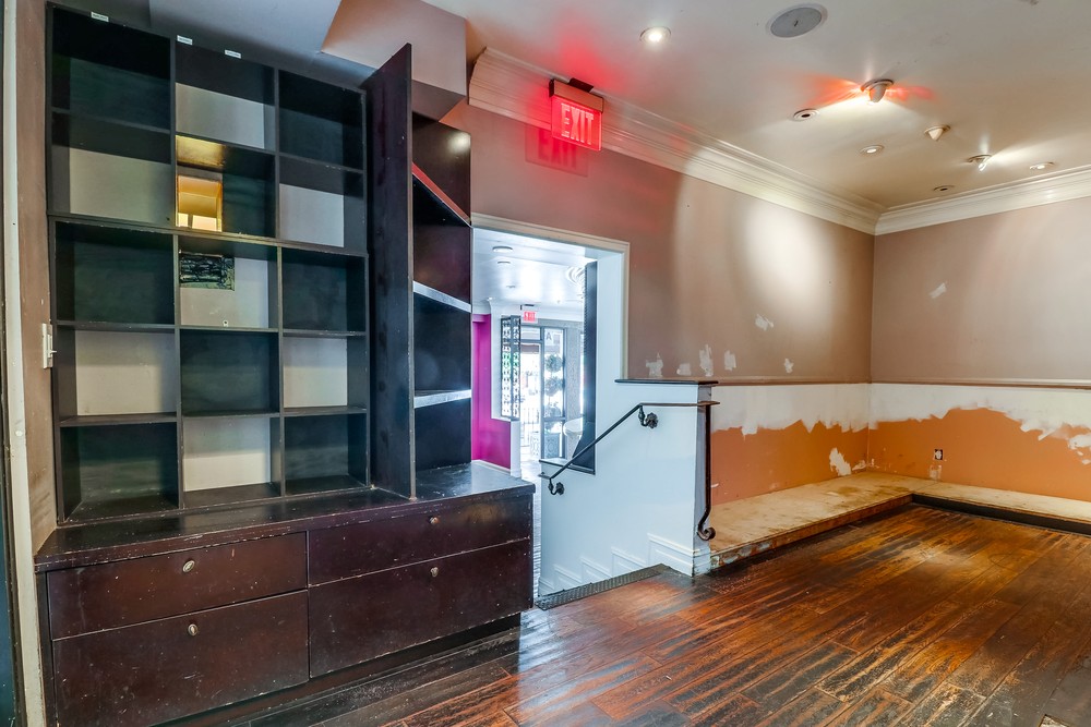 Virtual tour photo 33 of 46 for 721 Ninth Ave