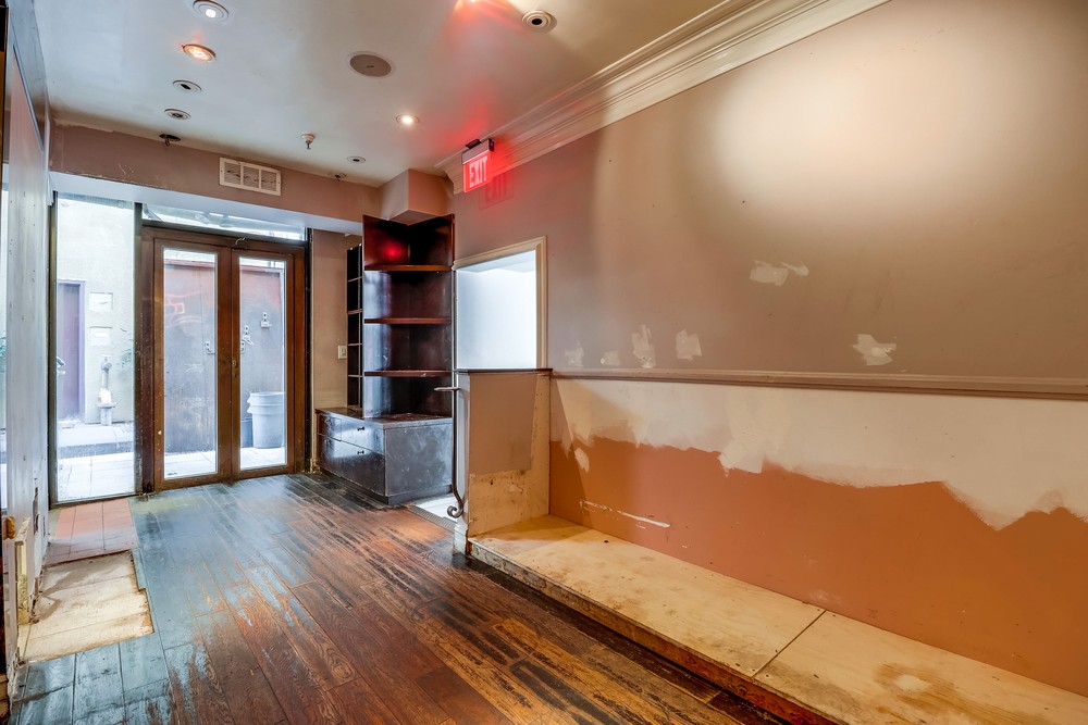 Virtual tour photo 35 of 46 for 721 Ninth Ave