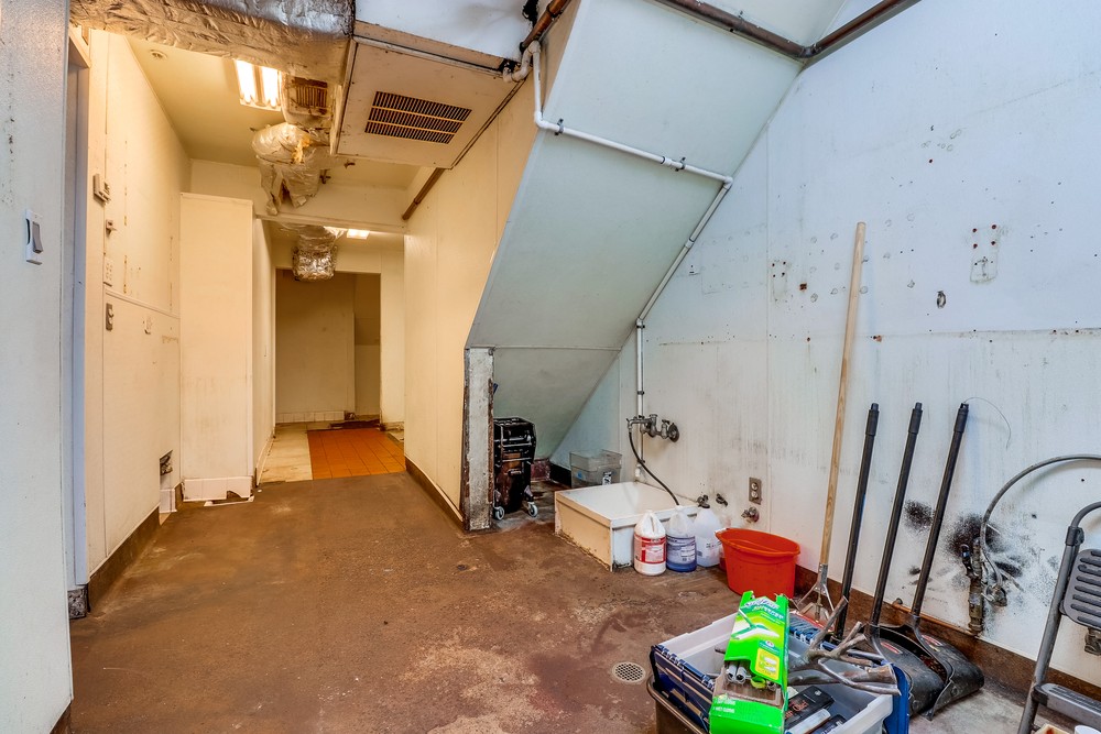 Virtual tour photo 38 of 46 for 721 Ninth Ave