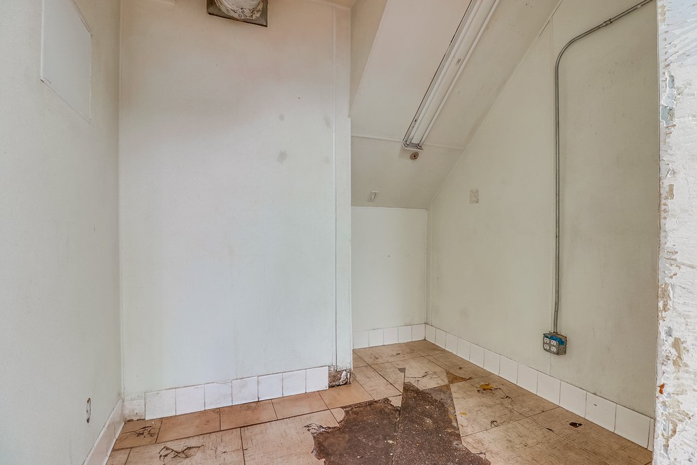 Virtual tour photo 40 of 46 for 721 Ninth Ave