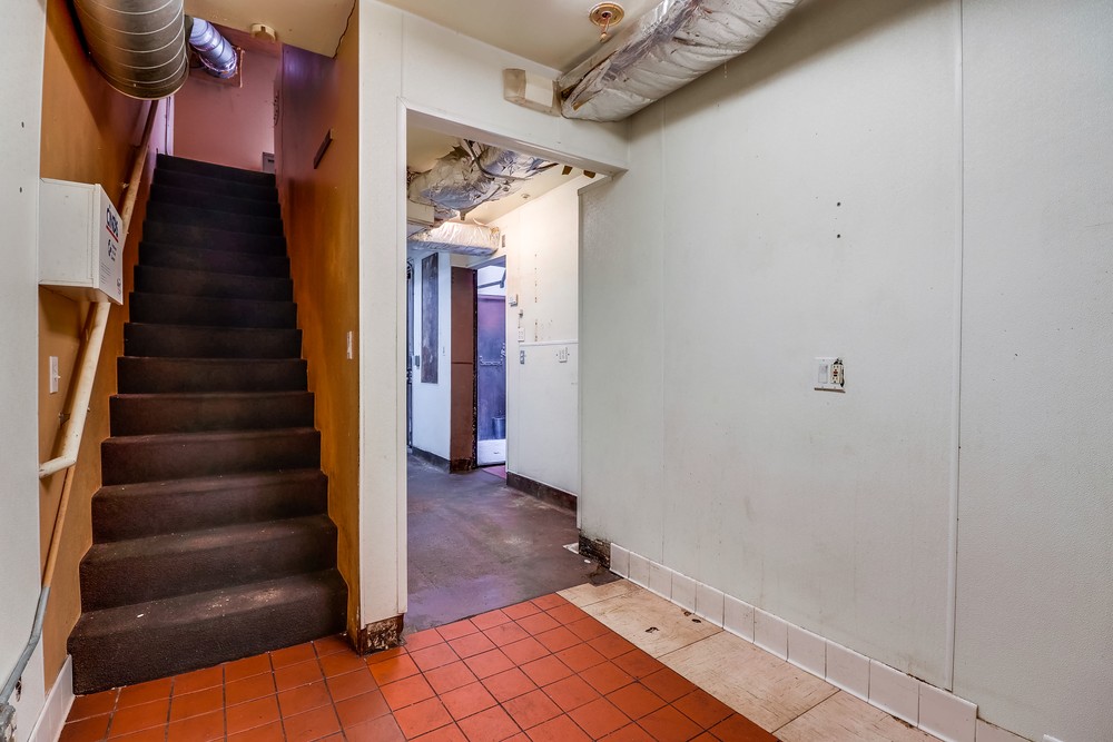 Virtual tour photo 42 of 46 for 721 Ninth Ave