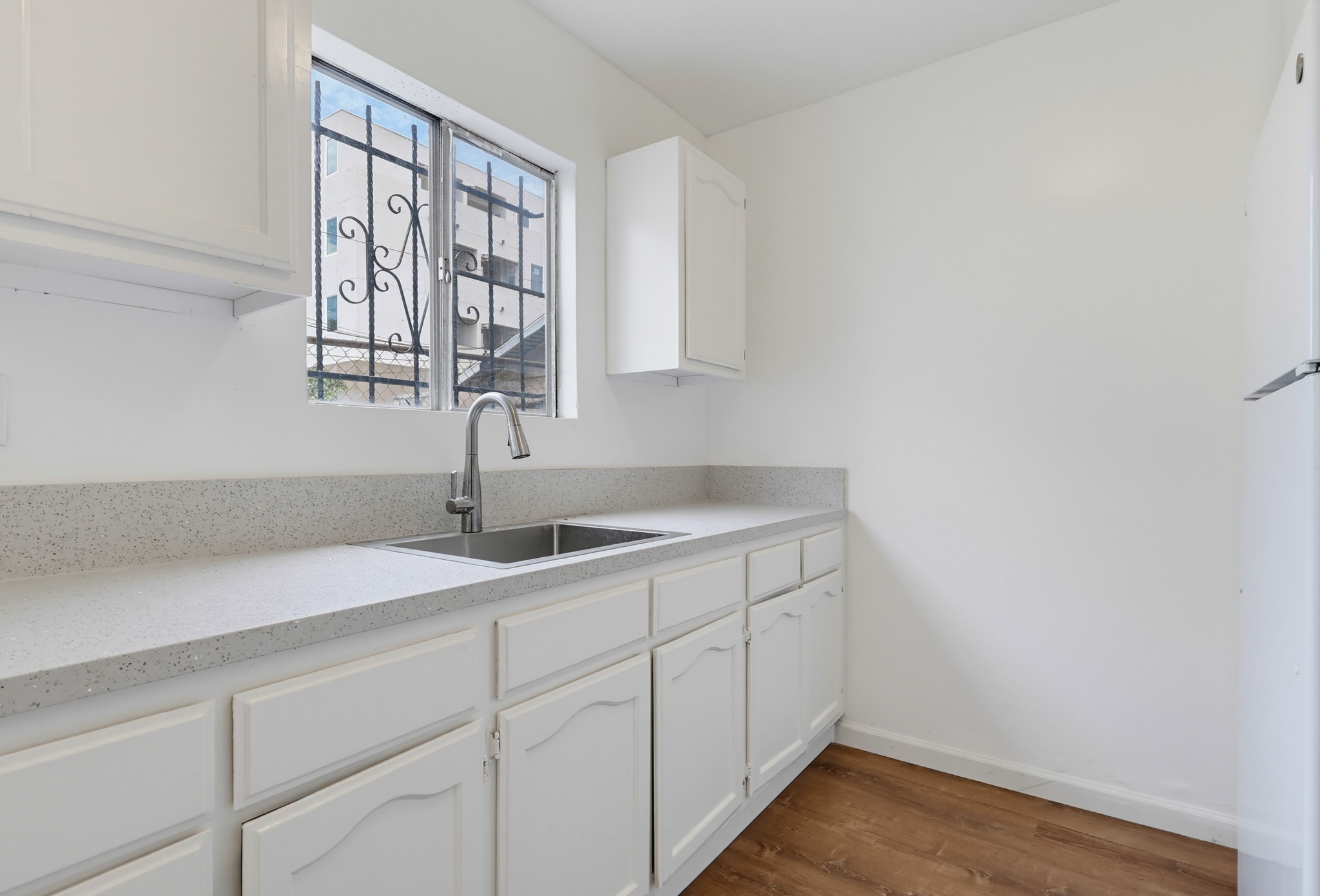 Virtual tour photo 19 of 118 for 721 W 54th St