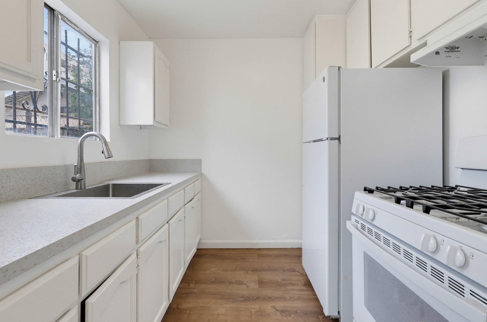 Virtual tour photo 20 of 118 for 721 W 54th St