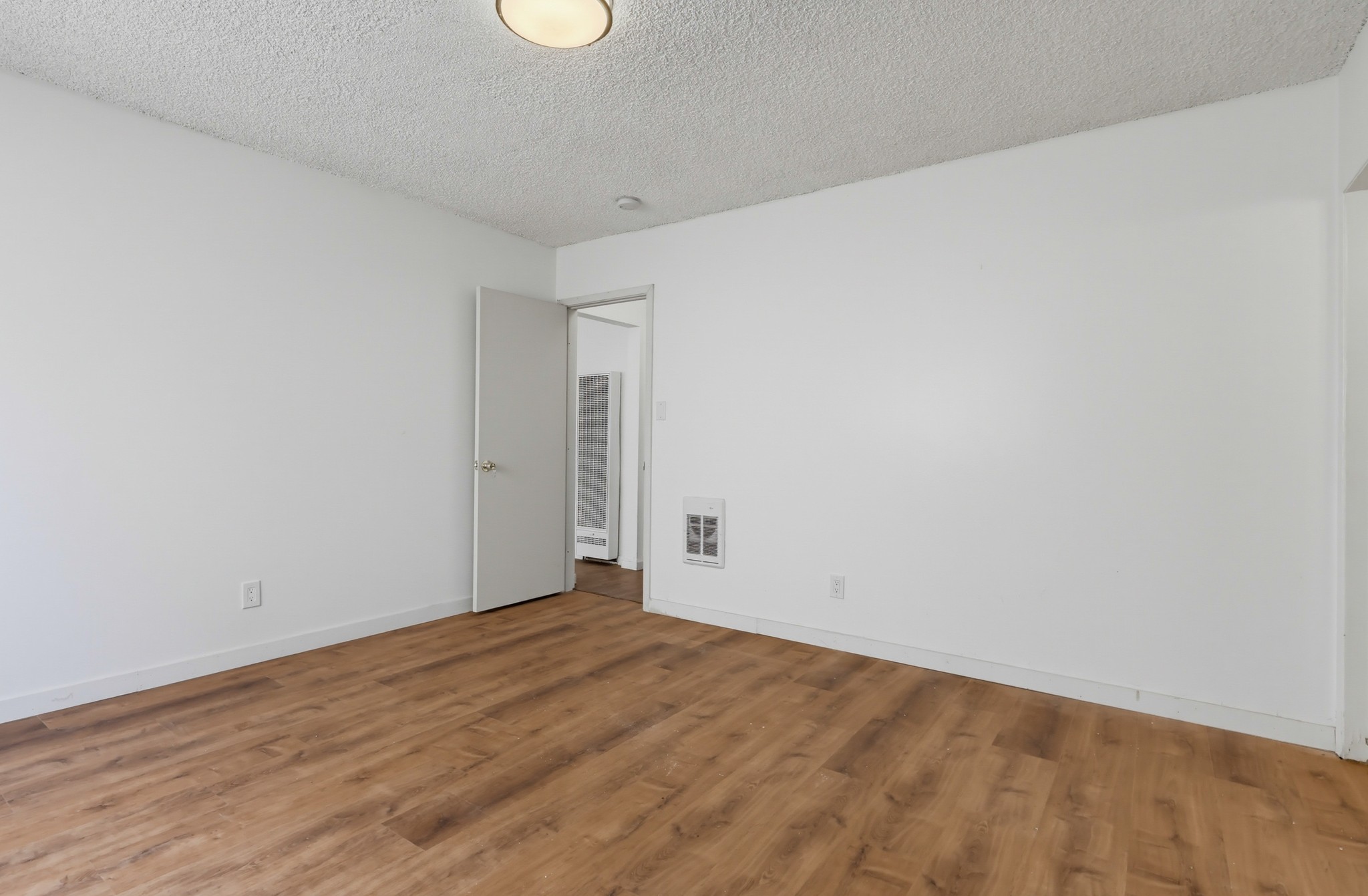 Virtual tour photo 27 of 118 for 721 W 54th St