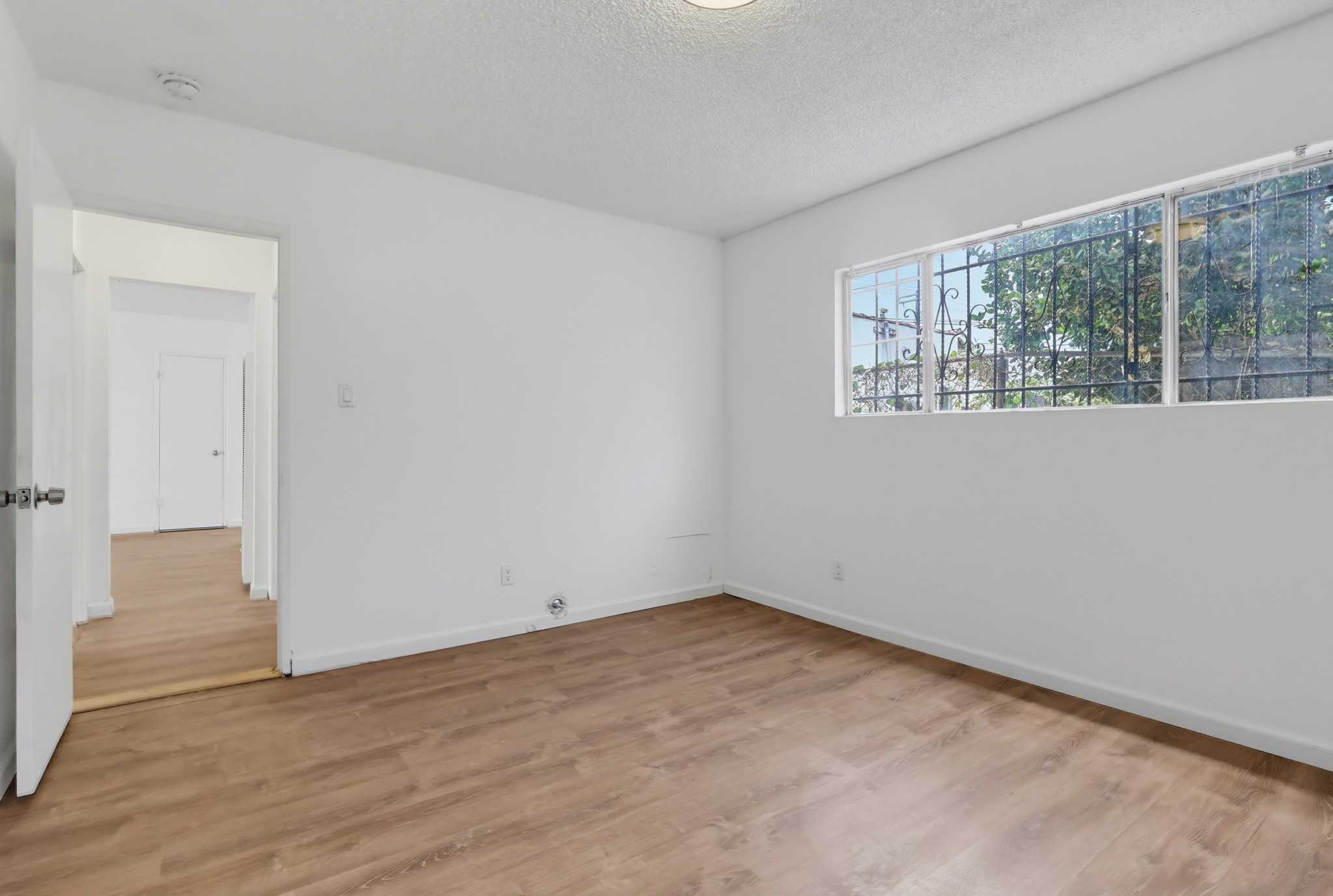 Virtual tour photo 35 of 118 for 721 W 54th St