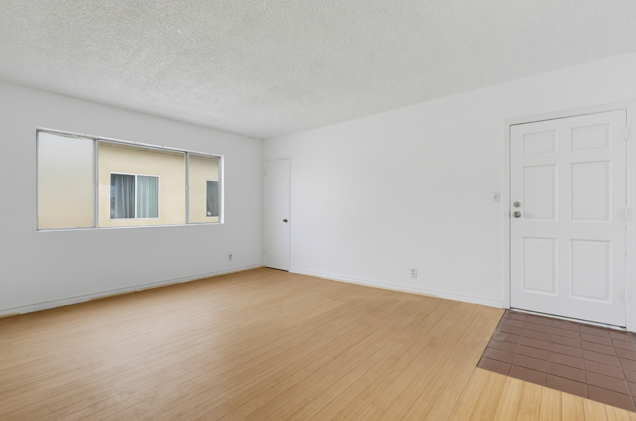 Virtual tour photo 61 of 118 for 721 W 54th St