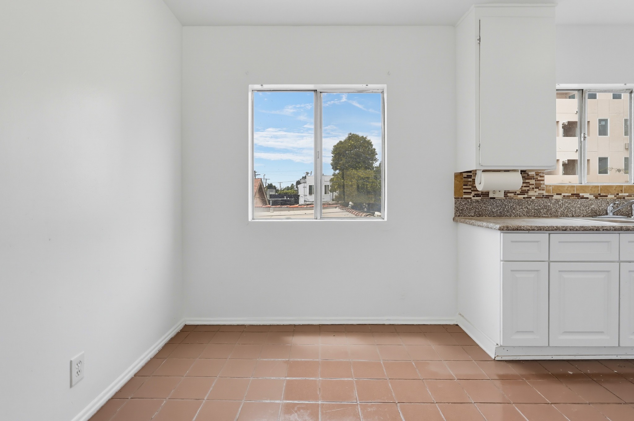 Virtual tour photo 65 of 118 for 721 W 54th St