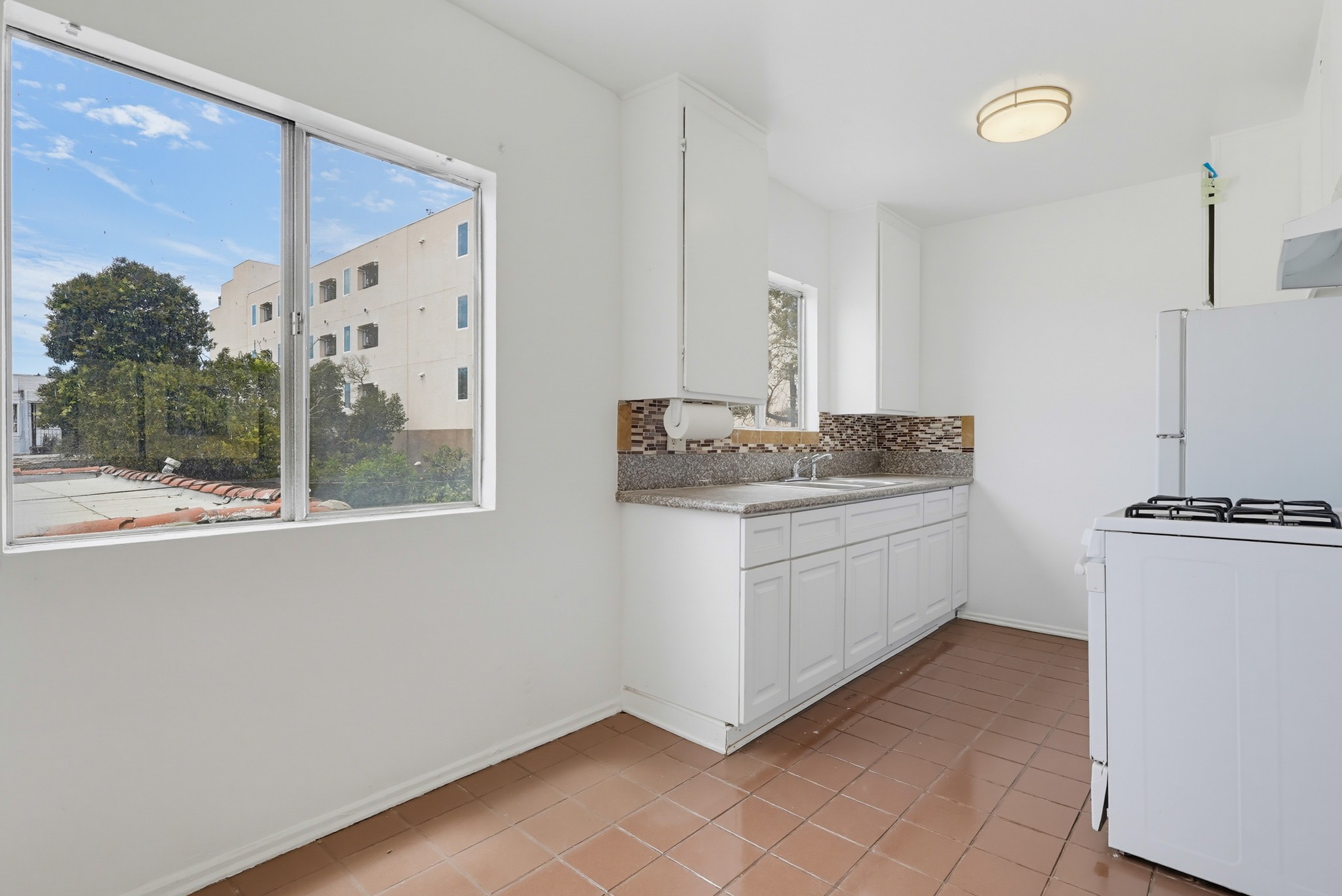 Virtual tour photo 66 of 118 for 721 W 54th St