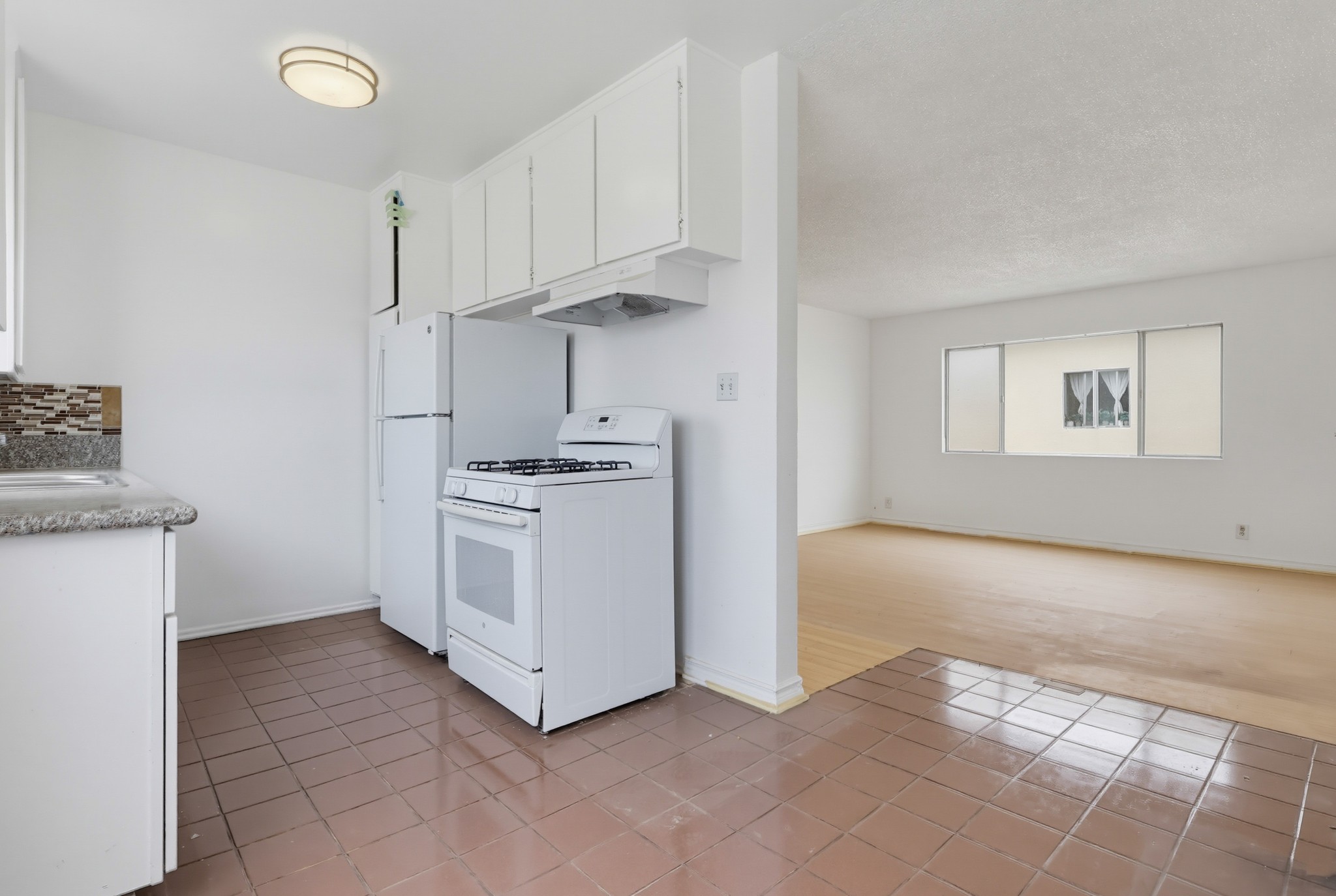 Virtual tour photo 68 of 118 for 721 W 54th St