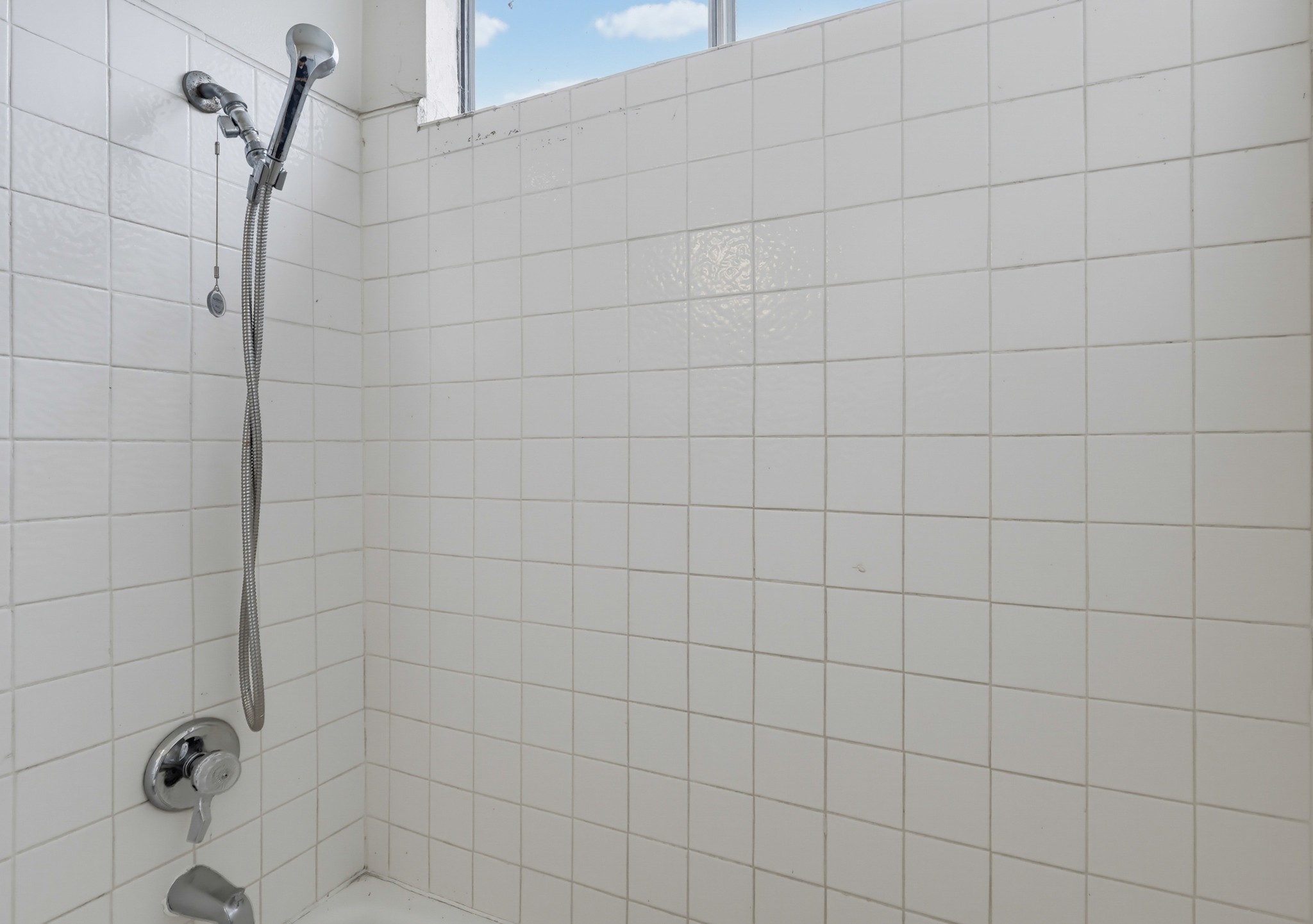 Virtual tour photo 89 of 118 for 721 W 54th St