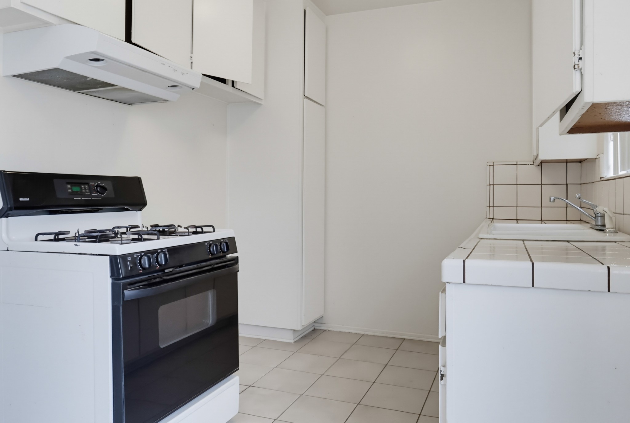 Virtual tour photo 104 of 118 for 721 W 54th St