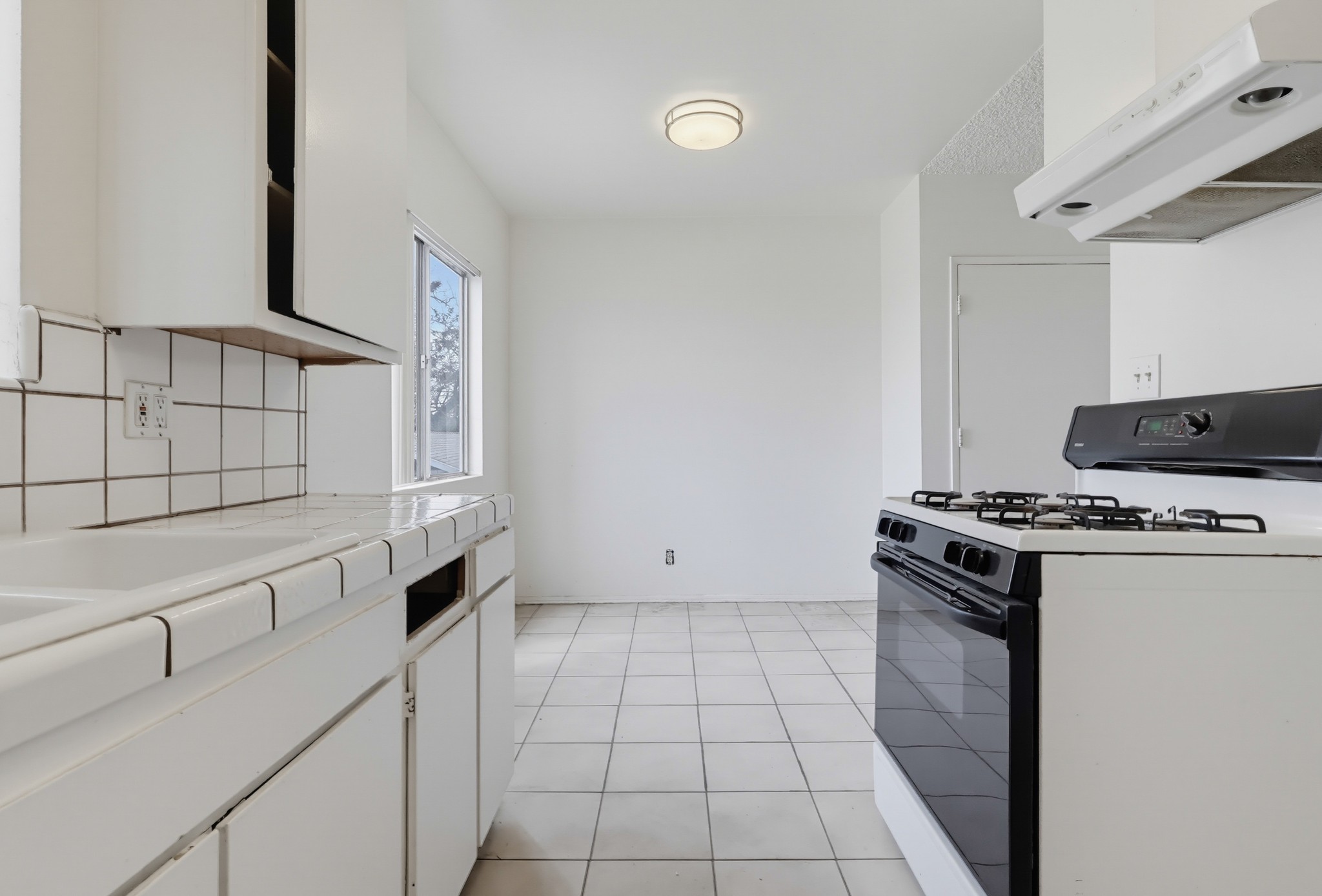 Virtual tour photo 108 of 118 for 721 W 54th St