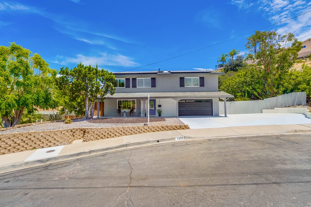 Virtual tour photo 1 of 64 for 7211 Hamlet Ave