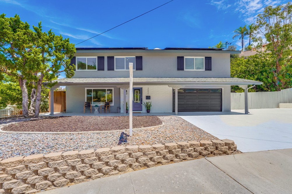 Virtual tour photo 3 of 64 for 7211 Hamlet Ave