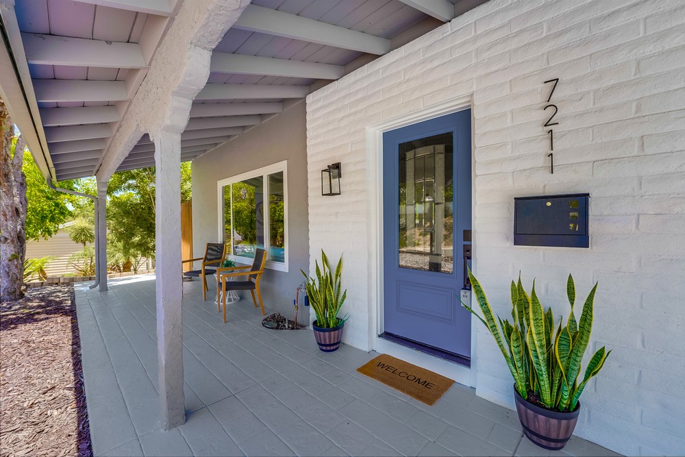 Virtual tour photo 8 of 64 for 7211 Hamlet Ave