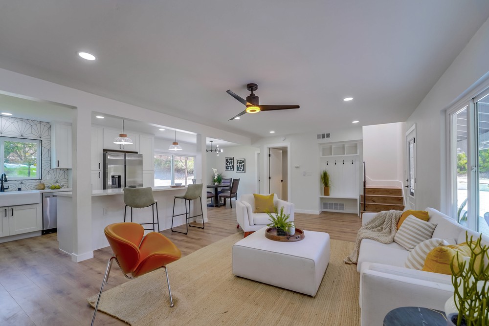 Virtual tour photo 16 of 64 for 7211 Hamlet Ave