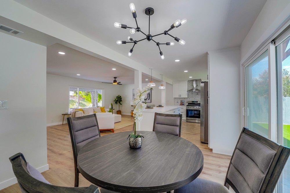 Virtual tour photo 20 of 64 for 7211 Hamlet Ave