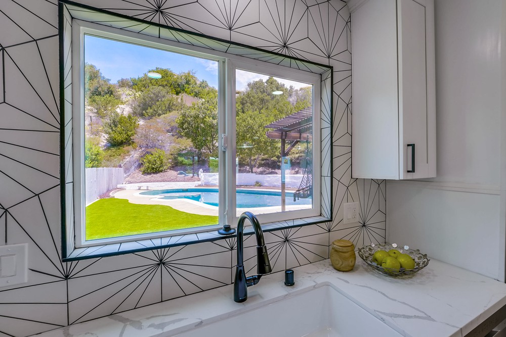 Virtual tour photo 24 of 64 for 7211 Hamlet Ave