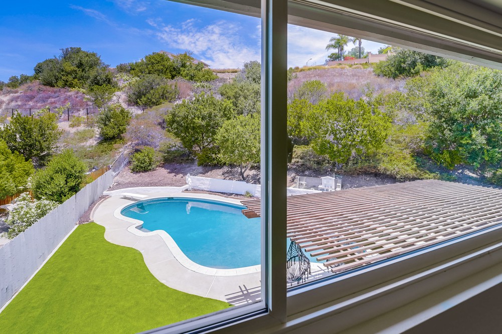 Virtual tour photo 49 of 64 for 7211 Hamlet Ave