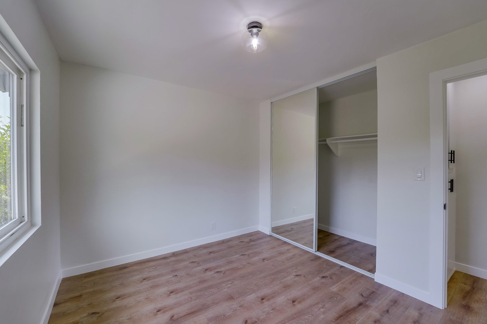 Virtual tour photo 51 of 64 for 7211 Hamlet Ave