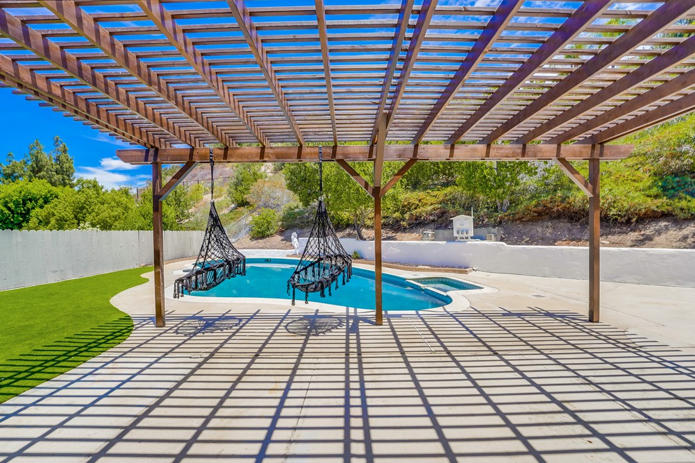 Virtual tour photo 54 of 64 for 7211 Hamlet Ave
