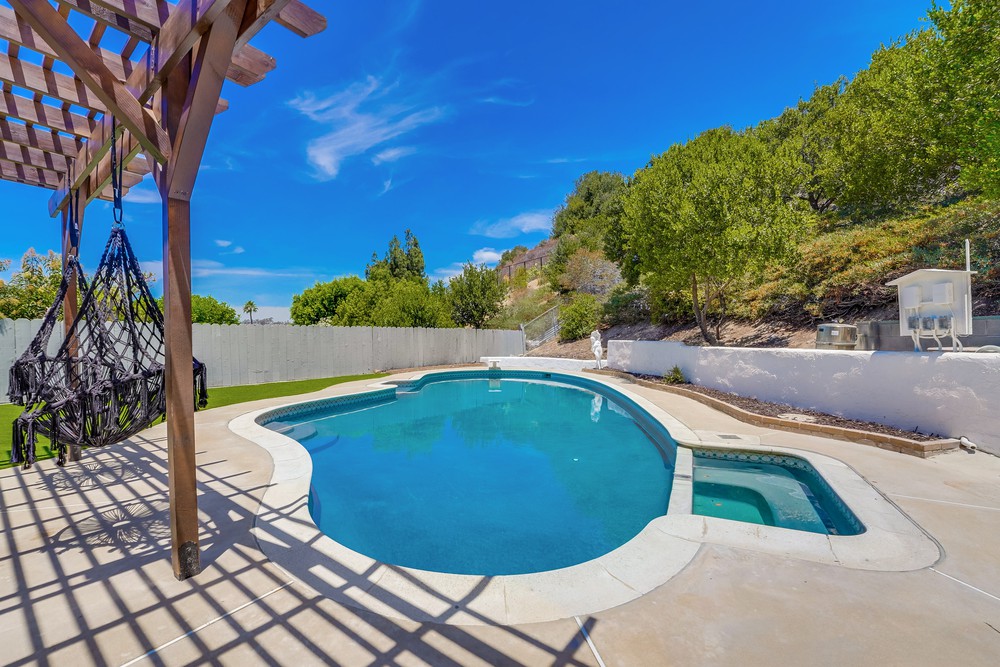 Virtual tour photo 64 of 64 for 7211 Hamlet Ave