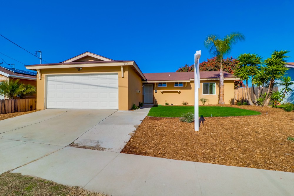 Virtual tour photo 4 of 43 for 7212 Big Oak St