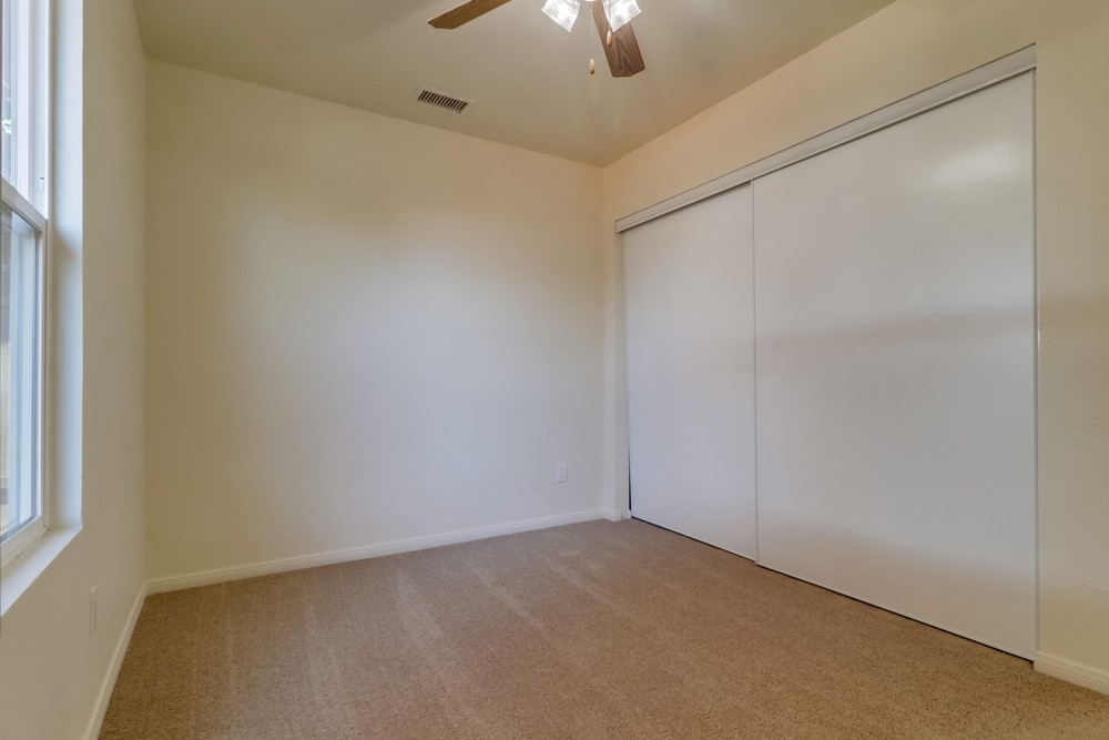 Virtual tour photo 33 of 43 for 7212 Big Oak St
