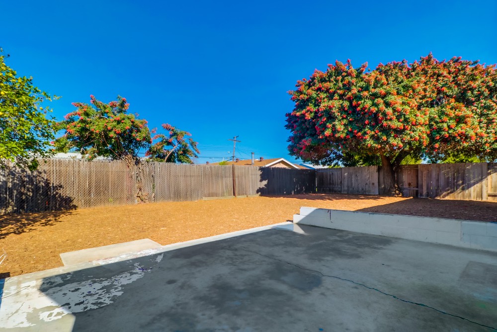 Virtual tour photo 36 of 43 for 7212 Big Oak St