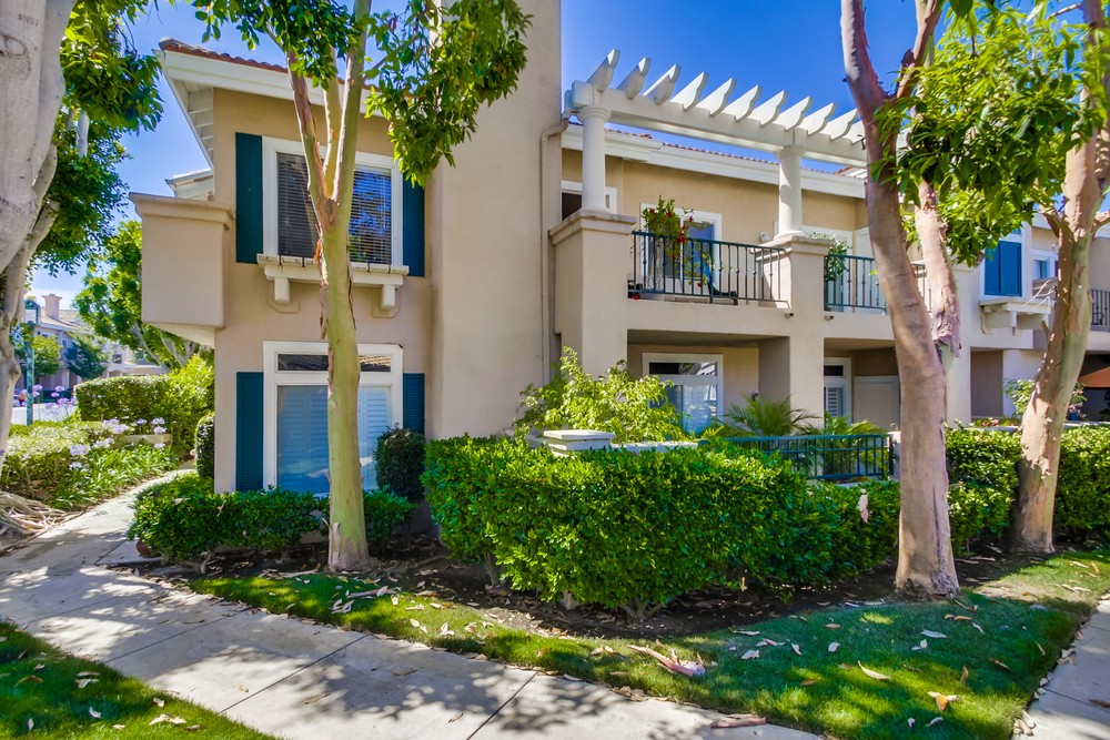 Virtual tour photo 3 of 34 for 7214 Shoreline Dr #187