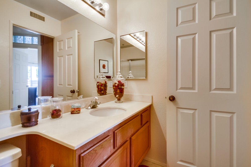 Virtual tour photo 21 of 34 for 7214 Shoreline Dr #187