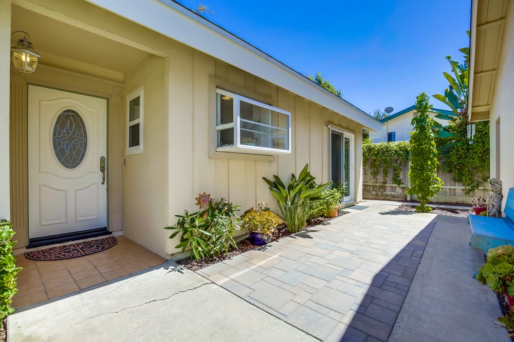 Virtual tour photo 7 of 52 for 7215 Wembley St