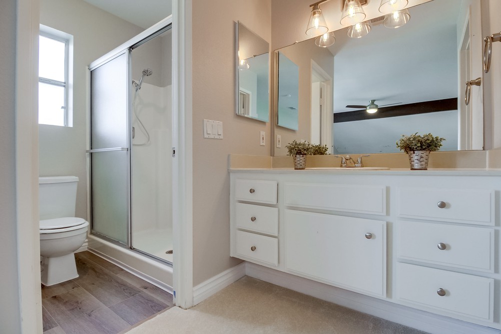 Virtual tour photo 14 of 21 for 7218 Oakham Way