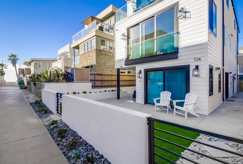 Virtual tour photo 3 of 86 for 722 Island Ct