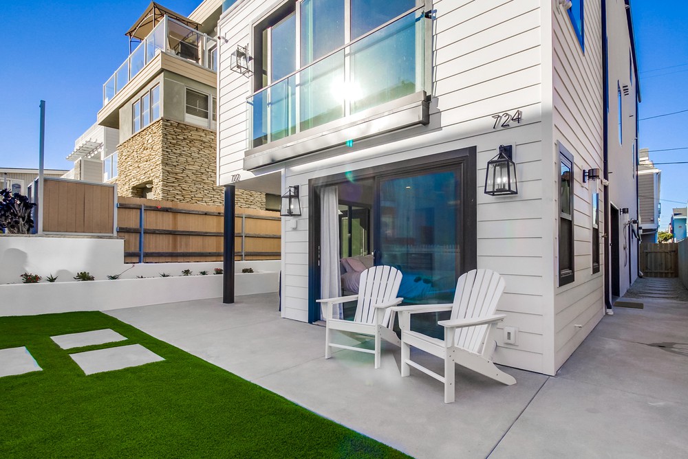 Virtual tour photo 8 of 86 for 722 Island Ct