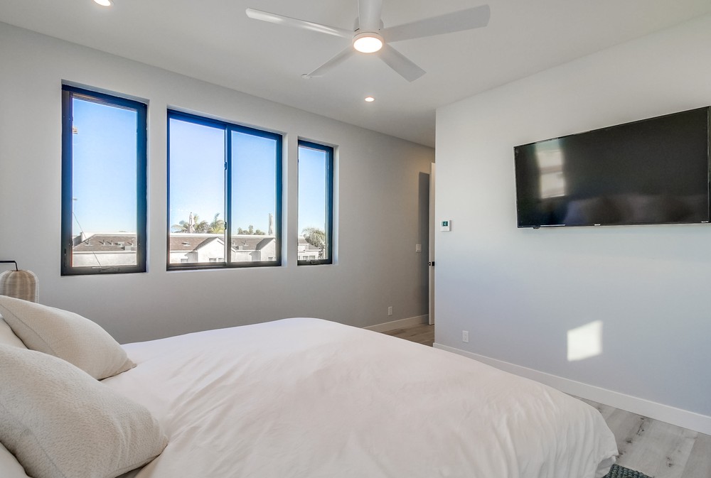 Virtual tour photo 68 of 86 for 722 Island Ct