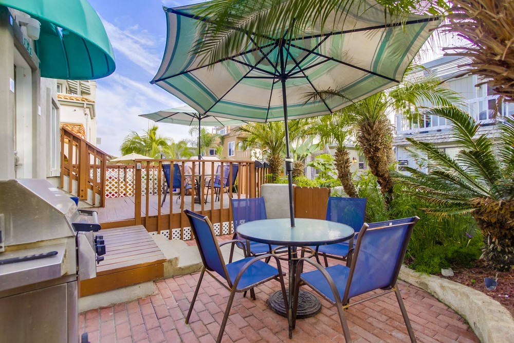 Virtual tour photo 8 of 71 for 722 Jersey Ct