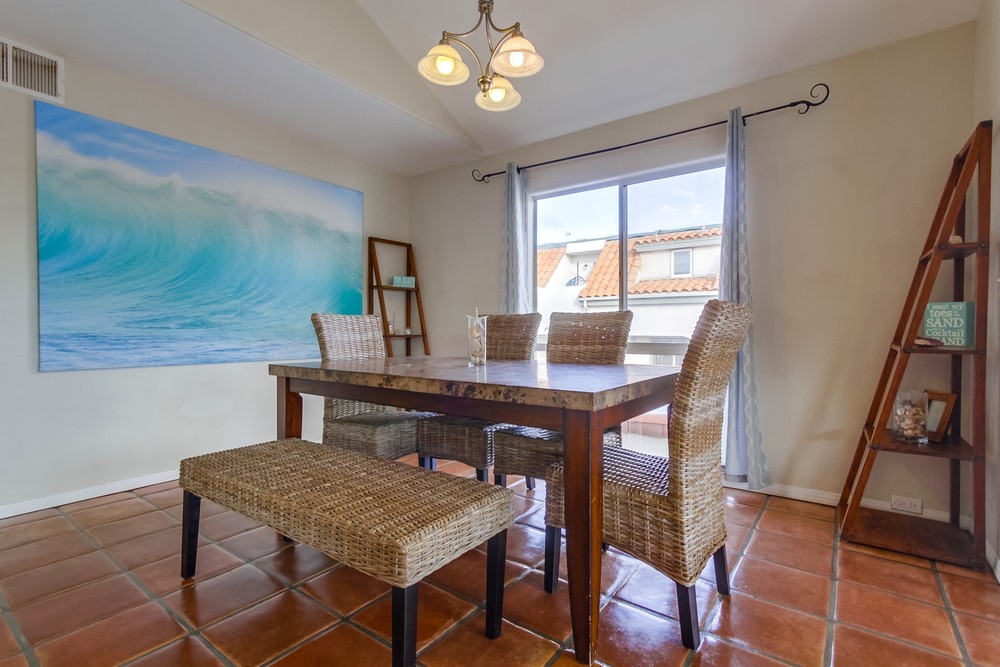 Virtual tour photo 37 of 71 for 722 Jersey Ct