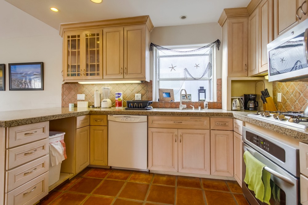 Virtual tour photo 43 of 71 for 722 Jersey Ct